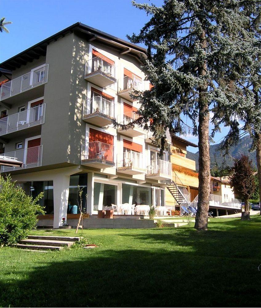 Azalea Park Hotel Cavalese Bagian luar foto